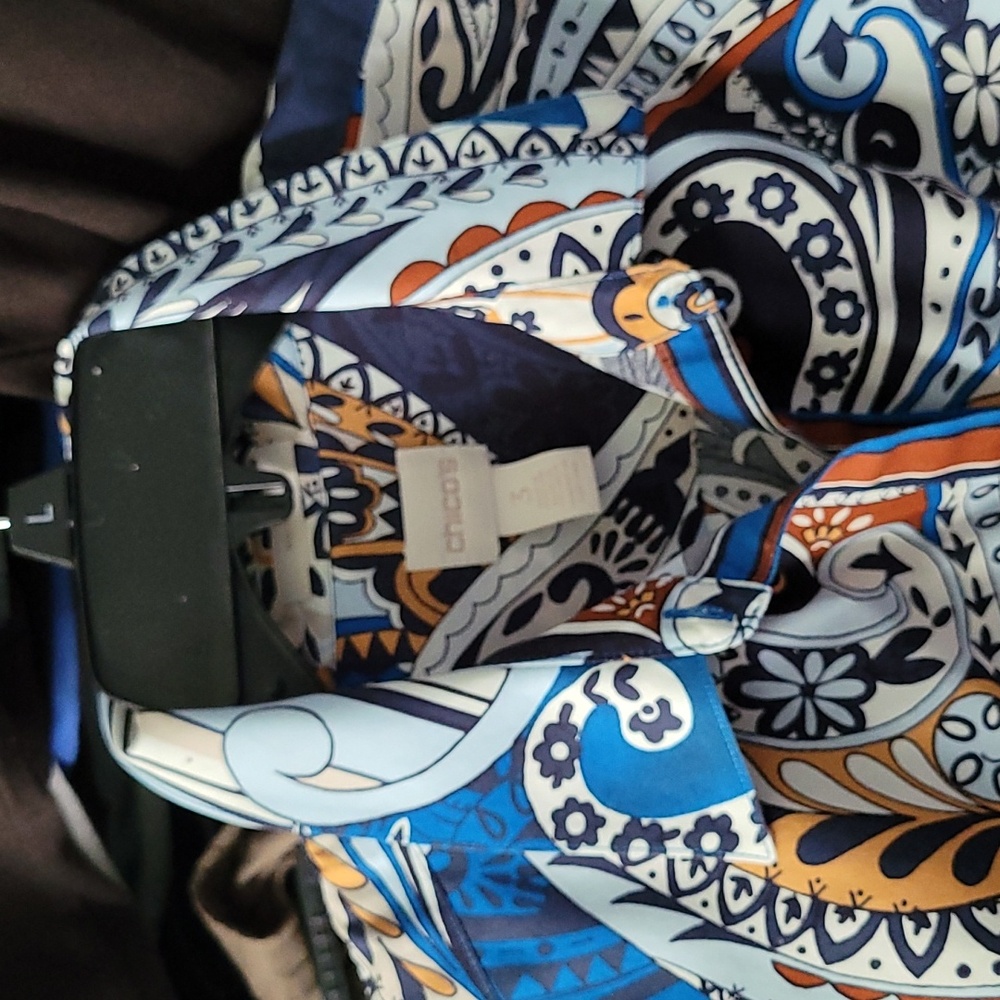 Chico's(3)=16/XL. Blue Paisley No-Iron Shirt. - Picture 8 of 12